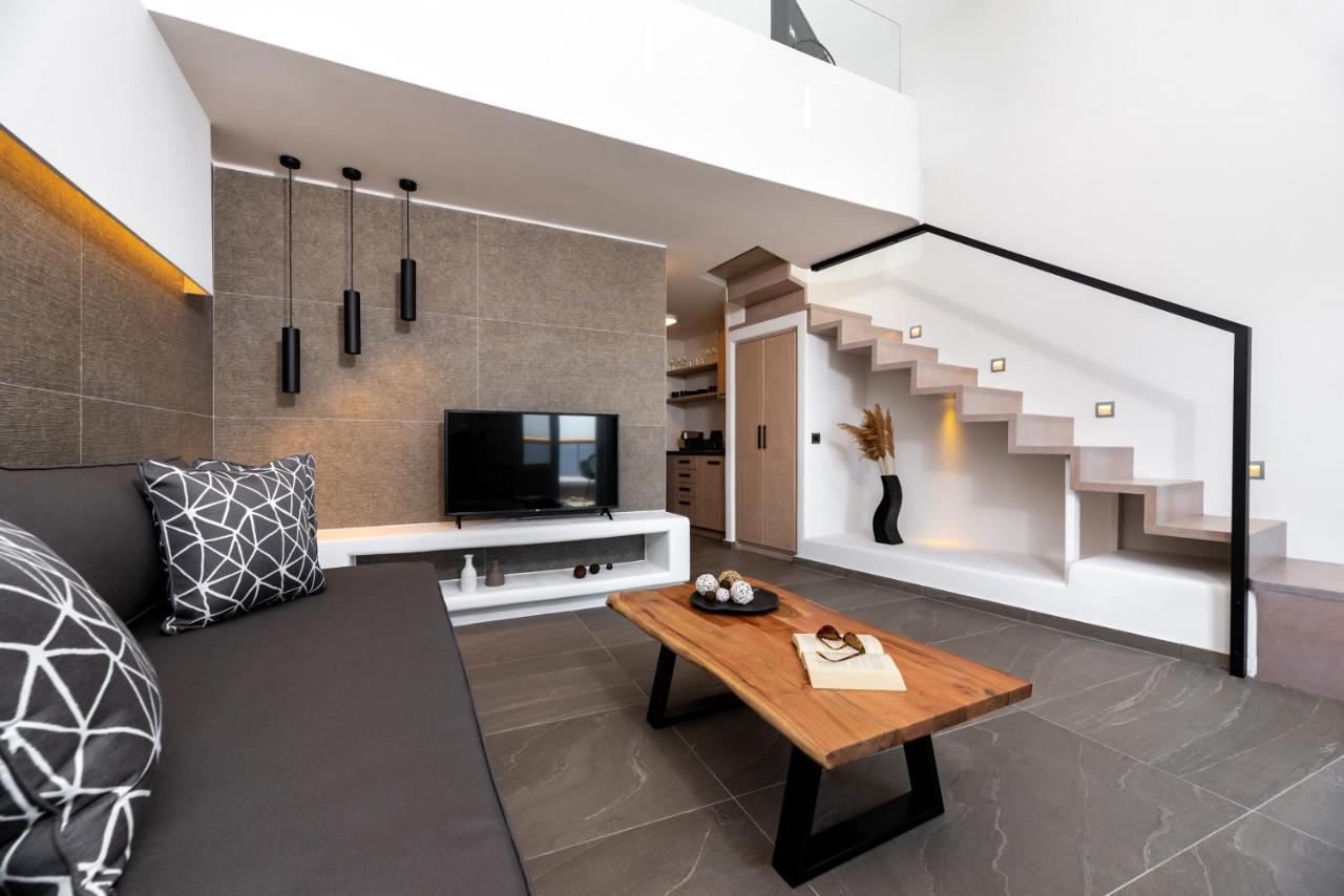 Neoma Luxury Suites カルテラドス エクステリア 写真