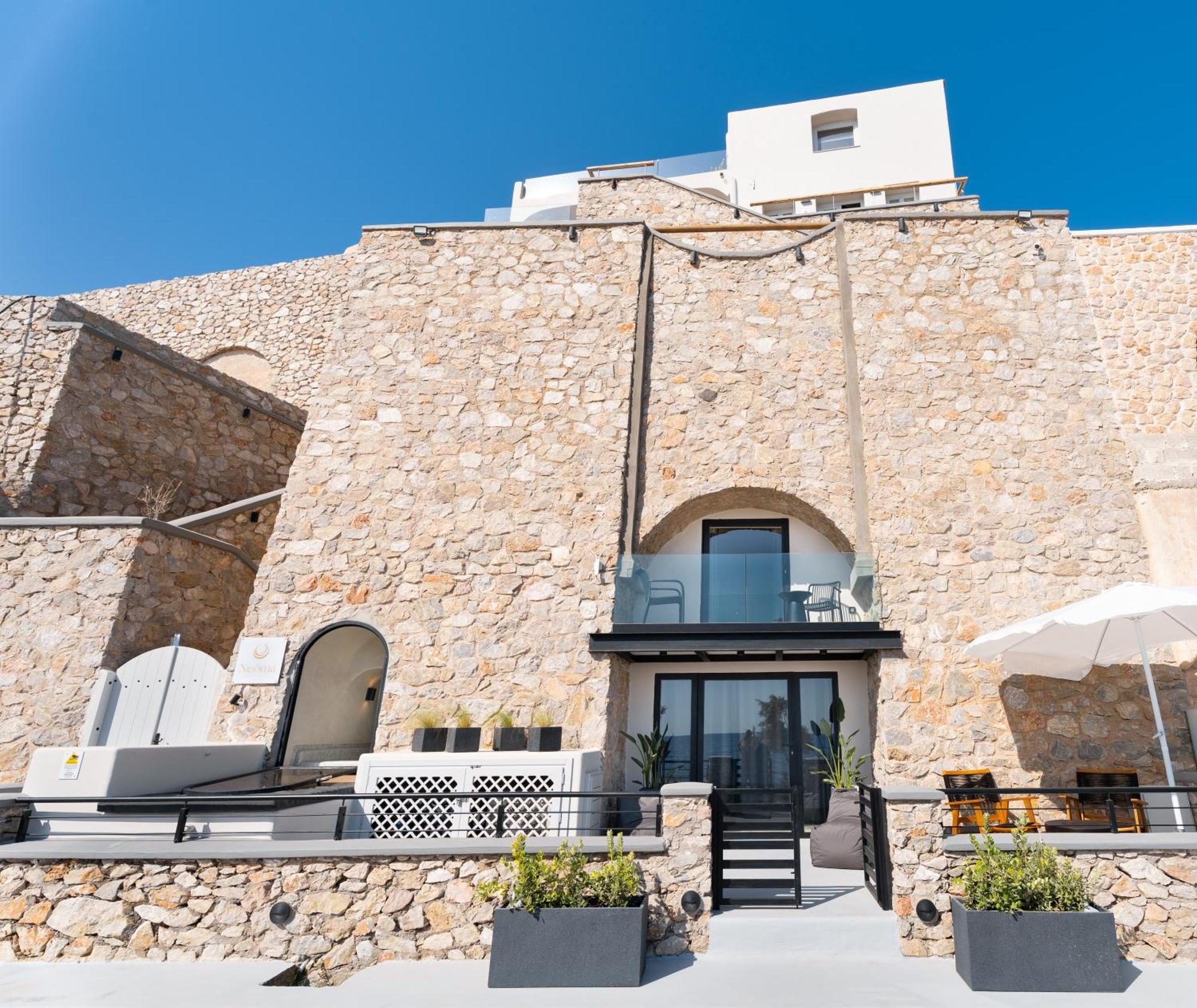 Neoma Luxury Suites カルテラドス エクステリア 写真